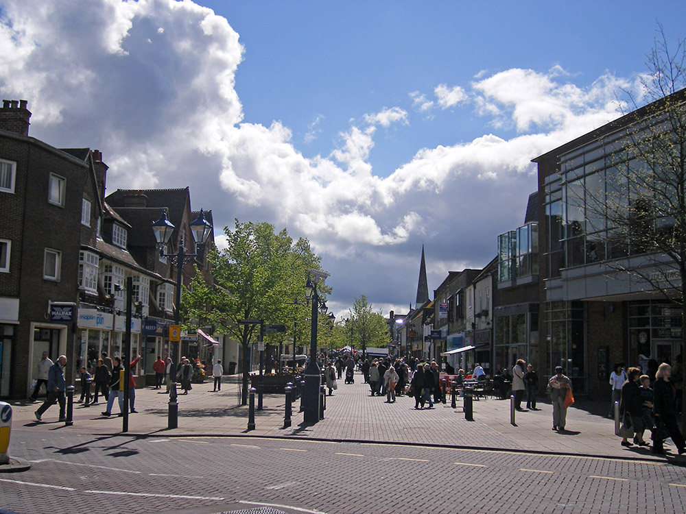 A_look_up_High_Street_in_Solihull